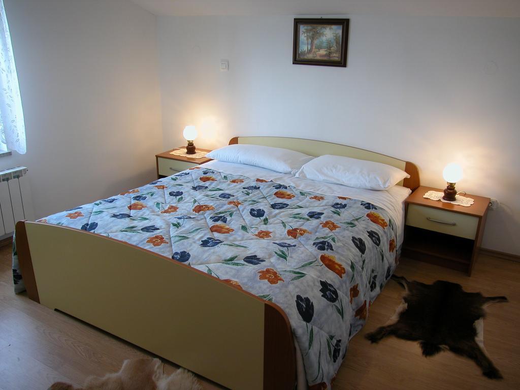 Villa Turisticna Kmetija Siroko Tolmin Habitación foto